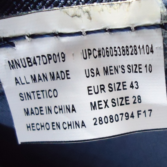 SIZE 10. Men’s water, garden slip one shoes. main image 4